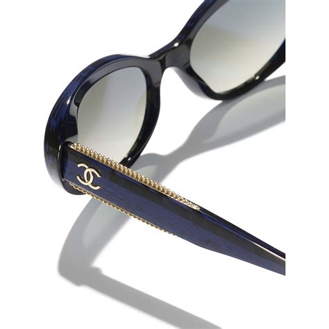 chanel sunglasses oval runway